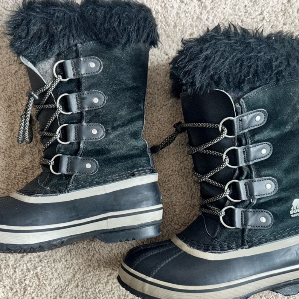 Sorel Youth Size 3 Black Winter Boots